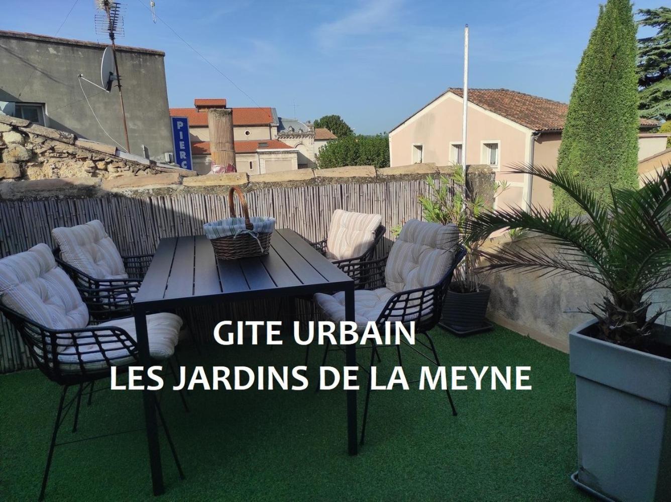 הוילה אורנג' Gite Urbain Les Jardins De La Meyne מראה חיצוני תמונה